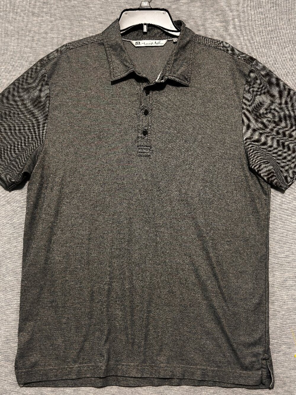 Travis Mathew Polo Shirt Mens XL Gray Pima Cotton/Poly Golf Short Sleeve